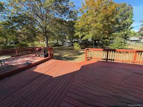 71 Banana Street, Central Islip NY 11722