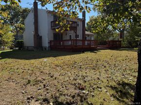 71 Banana Street, Central Islip NY 11722