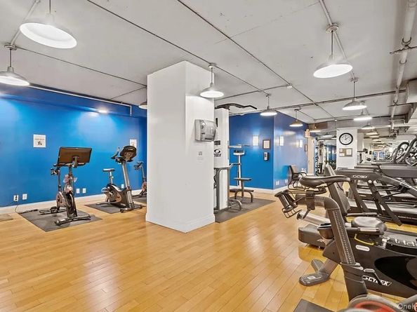 212 East 47th st 30D, New York (Manhattan) NY 10017