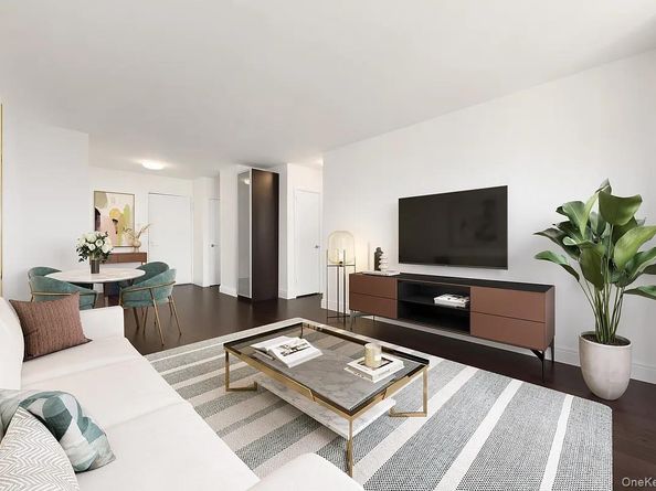 212 East 47th st 30D, New York (Manhattan) NY 10017