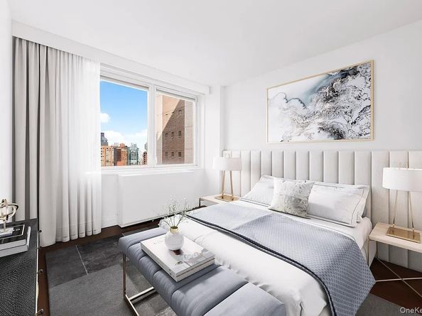 212 East 47th st 30D, New York (Manhattan) NY 10017