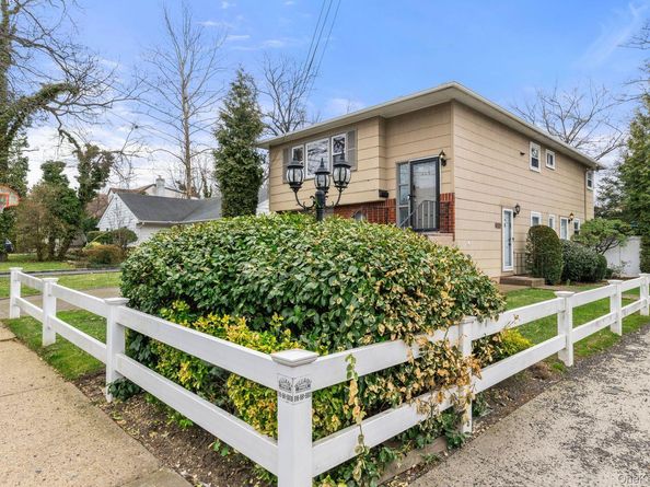 409 barnard Avenue, Woodmere NY 11559