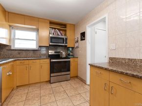 409 barnard Avenue, Woodmere NY 11559