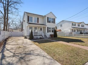 254 40th Street, Copiague NY 11726