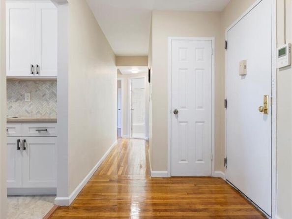 42 Pine Street 3B, Yonkers NY 10701