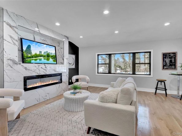 105 Radcliff Avenue, Port Washington NY 11050