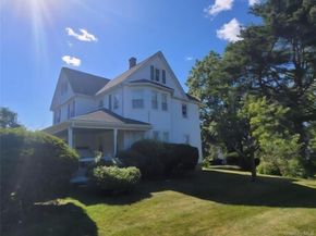 21-23 George Street, Manhasset NY 11030