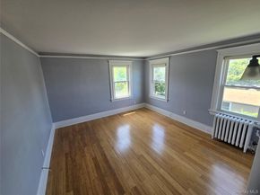 21-23 George Street, Manhasset NY 11030