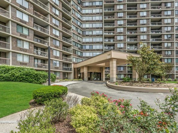 2 Bay Club 11F, Bayside NY 11360