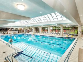 2 Bay Club 11F, Bayside NY 11360