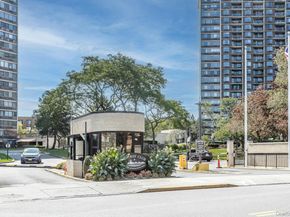 2 Bay Club 11F, Bayside NY 11360