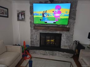 10 Bainbridge Avenue, Melville NY 11747