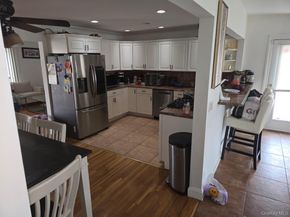 10 Bainbridge Avenue, Melville NY 11747