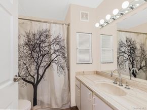 121 Sunset Boulevard 10121, Bronx NY 10473