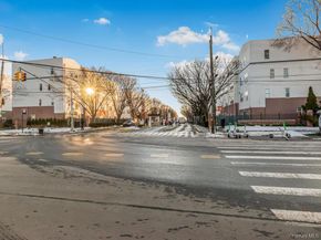 121 Sunset Boulevard 10121, Bronx NY 10473