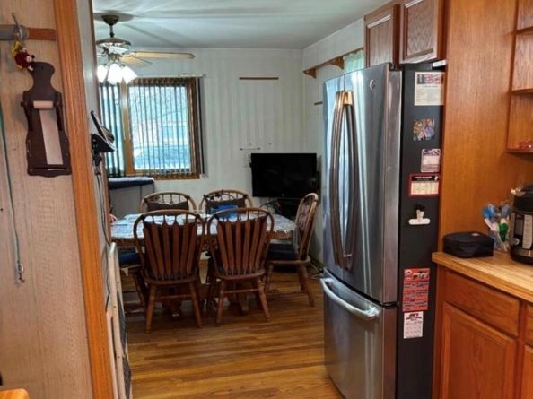 33 Lakewood Avenue, Ronkonkoma NY 11779