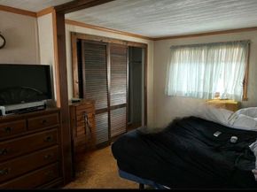 33 Lakewood Avenue, Ronkonkoma NY 11779