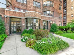 98-120 Queens Boulevard 5D, Rego Park NY 11374