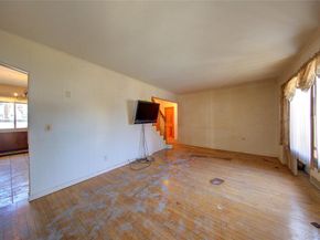 984 Shelburne Drive, Franklin Square NY 11010