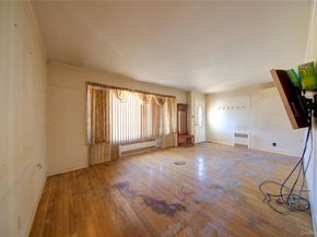 984 Shelburne Drive, Franklin Square NY 11010