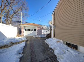 984 Shelburne Drive, Franklin Square NY 11010