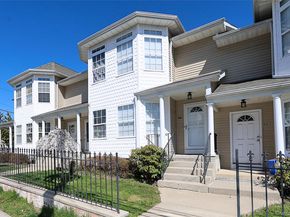 54 Landing Road, Glen Cove NY 11542