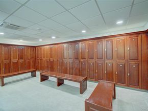 209-33 26th Avenue TJ, Bayside NY 11360