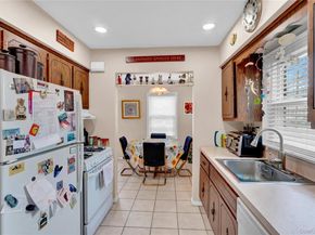 1020 N 5th Street, New Hyde Park NY 11040