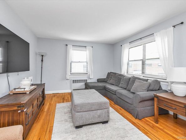 219-29 75th Avenue 300A2, Oakland Gardens NY 11364