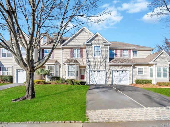 56 Snowdance Lane, Nesconset NY 11787