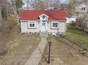 32 Forest Lane, Yorktown Heights NY 10598