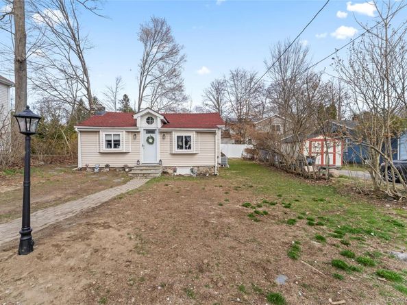 32 Forest Lane, Yorktown Heights NY 10598