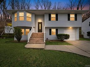 9 Harmony Lane, Glen Cove NY 11542