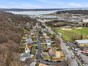 9 Harmony Lane, Glen Cove NY 11542