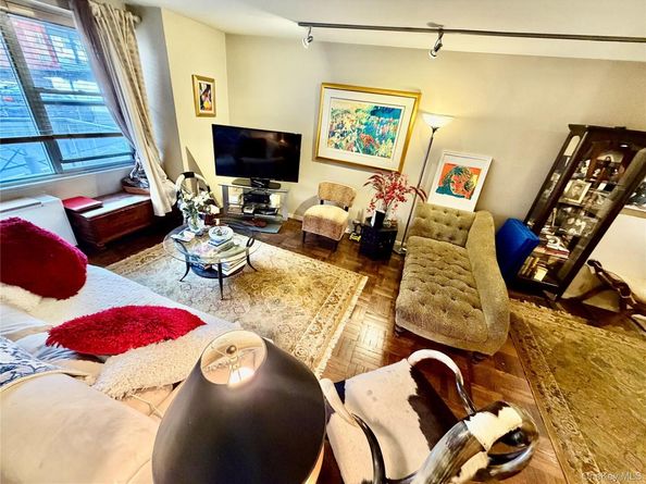 2500 Johnson Avenue 2M, Bronx NY 10463