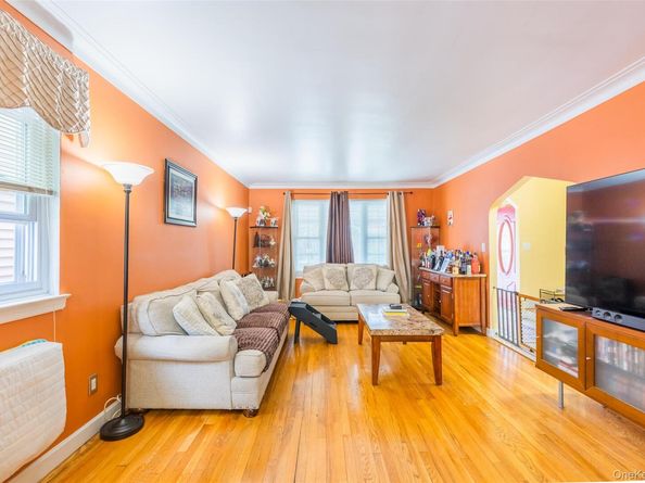 3214 Rawlins Avenue, Bronx NY 10465