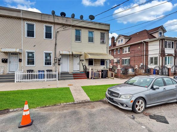 21626 99th Avenue, Queens Village NY 11429