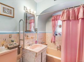 5732 138th Street, Flushing NY 11355