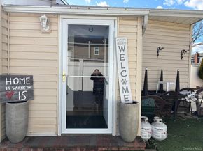 3615 Bayview Street, Seaford NY 11783