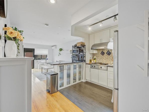 84-05 Queens Boulevard 5C, Elmhurst NY 11373