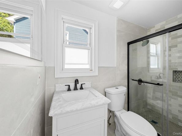 87 Parsons Drive, Hempstead NY 11550