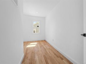 87 Parsons Drive, Hempstead NY 11550