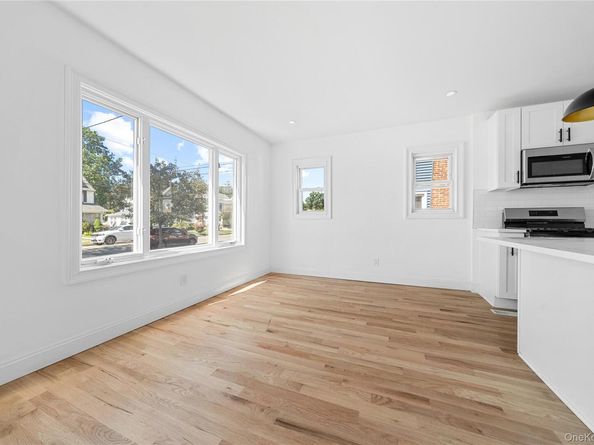 87 Parsons Drive, Hempstead NY 11550