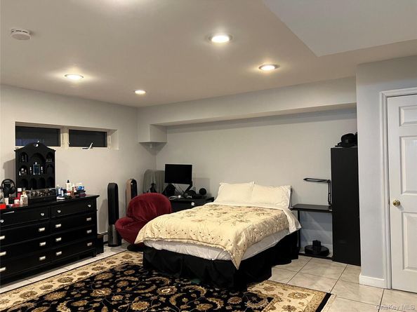 204 Outlook Avenue, Bronx NY 10465