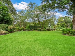 154 Hidden Ridge Drive, Syosset NY 11791