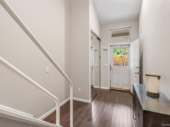154 Hidden Ridge Drive, Syosset NY 11791