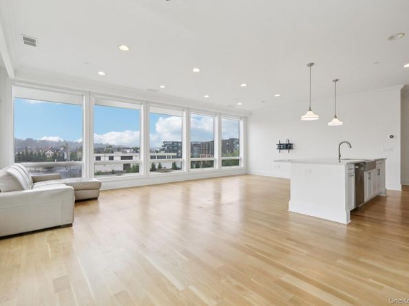 11 River Street 201, Sleepy Hollow NY 10591