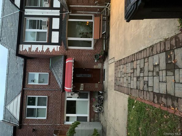 7285 Yellowstone Blvd, Forest Hills NY 11375