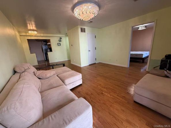 339 Ave P 2B, Brooklyn NY 11204