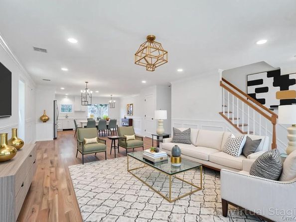 33 Rosemont Avenue, Farmingville NY 11738